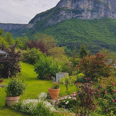 Studio Au Pied De La Montagne Et Vue Imprenable Saint-Alban  Buitenkant foto